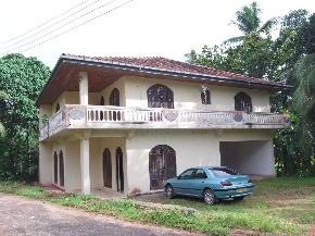 Sri Lanka home at Homagama