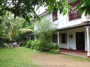 Sri Lanka home at Peliyagoda - Out Of Colombo