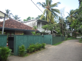 Sri Lanka home at Kelaniya - Out Of Colombo