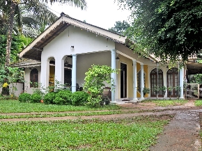 Sri Lanka home at Padukka