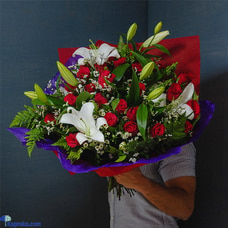 Enchanting elegance Arrangement - By Shirohana Buy Huejay International Multiflora (pvt) Ltd Online for Flowers