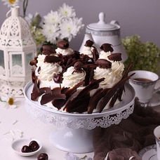 Galadari Black Forest Gateaux Buy Cake Delivery Online for specialGifts