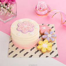 Java Vanilla Floral Bento Cake with Cookies  Online for cakes
