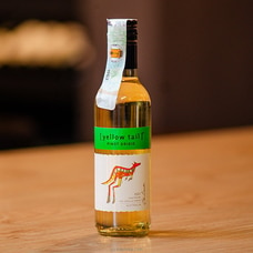 Pinot Grigio Mini Bottle 11.5 ABV 187ml Australia Buy Order Liquor Online For Delivery in Sri Lanka Online for specialGifts