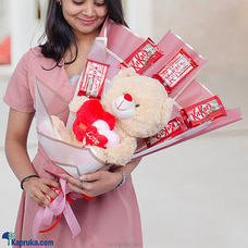Sweet Hugs  KitKat Delights Chocolate Bouquet Buy Chocolates Online for specialGifts