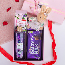 Bunny Love And Berry Dreams Buy Gift Sets Online for specialGifts