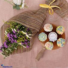 Lavender Haze Cupcakes With Blooms Buy NA Online for specialGifts