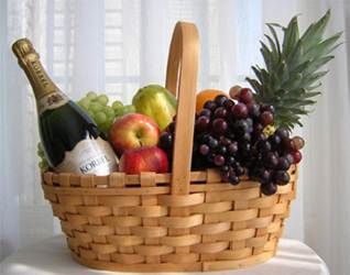 Fruit And Wine Basket Online at Kapruka | Product# fruitbsk0013