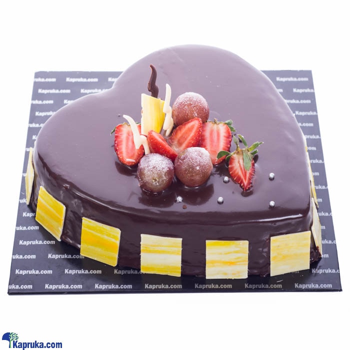 Premium Choco Strawberry Heart Cake Online at Kapruka | Product# cake00KA00945
