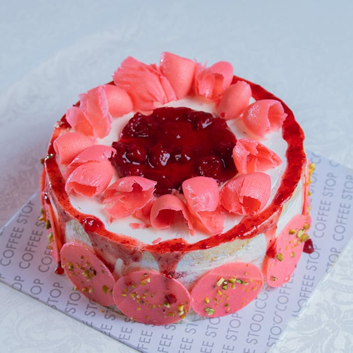 Cinnamon Grand Strawberry Frosty Cake Online at Kapruka | Product# cakeCG0099