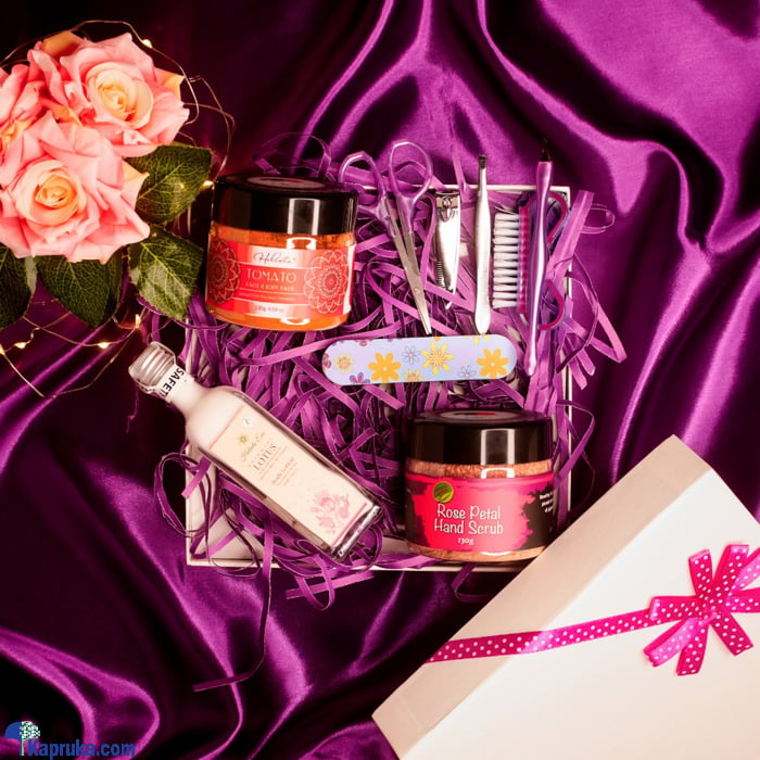 Helinta Valentine Gift Box - Manicure Set Online at Kapruka | Product# cosmetics00854