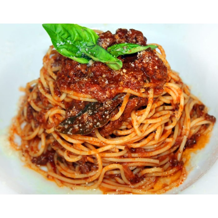 Divine Chicken Bolognaise Online at Kapruka | Product# pastry00152