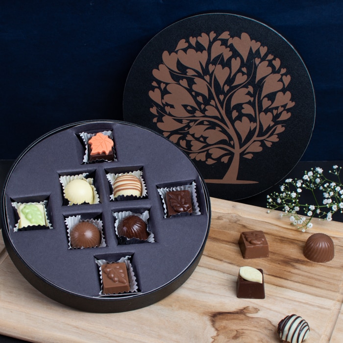 Kapruka Sweet Divine Chocolate Box - 8 Pieces Online at Kapruka | Product# chocolates00KA0094