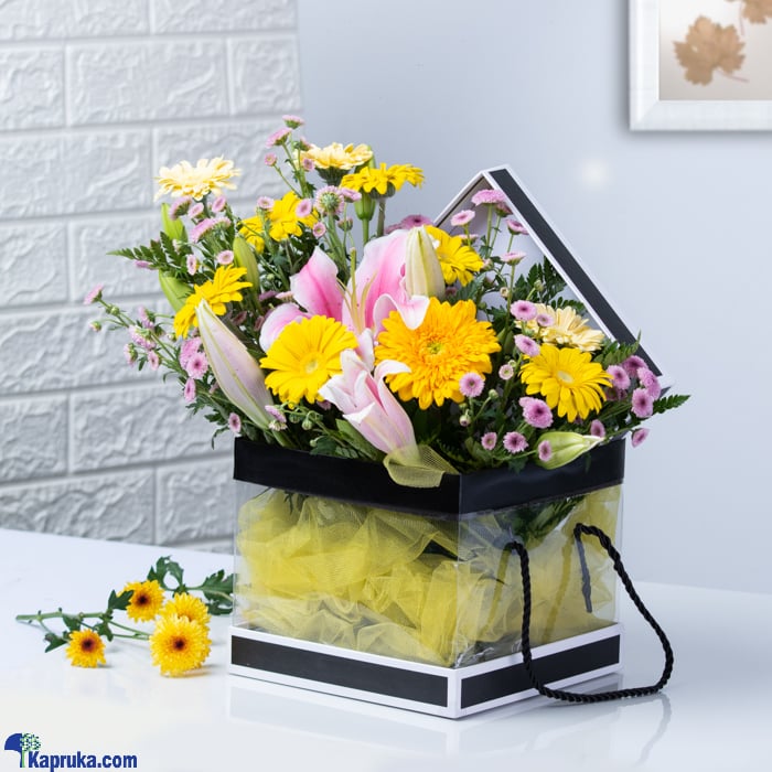 Sunshine Kissess Gift Of Flowers Online at Kapruka | Product# flowers00T1361