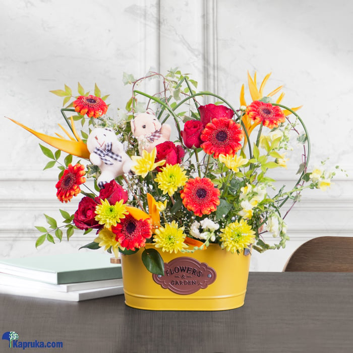 Charming Delights Blooms Flower Arrangement Online at Kapruka | Product# flowers00T1450