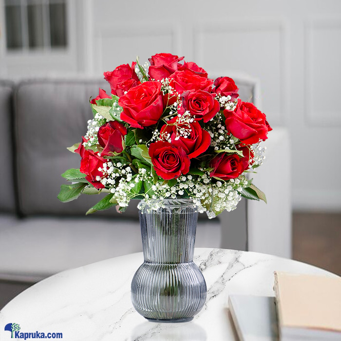 'amour Vase' 25 Red Roses In A Glass Vase Online at Kapruka | Product# flowers00T1497