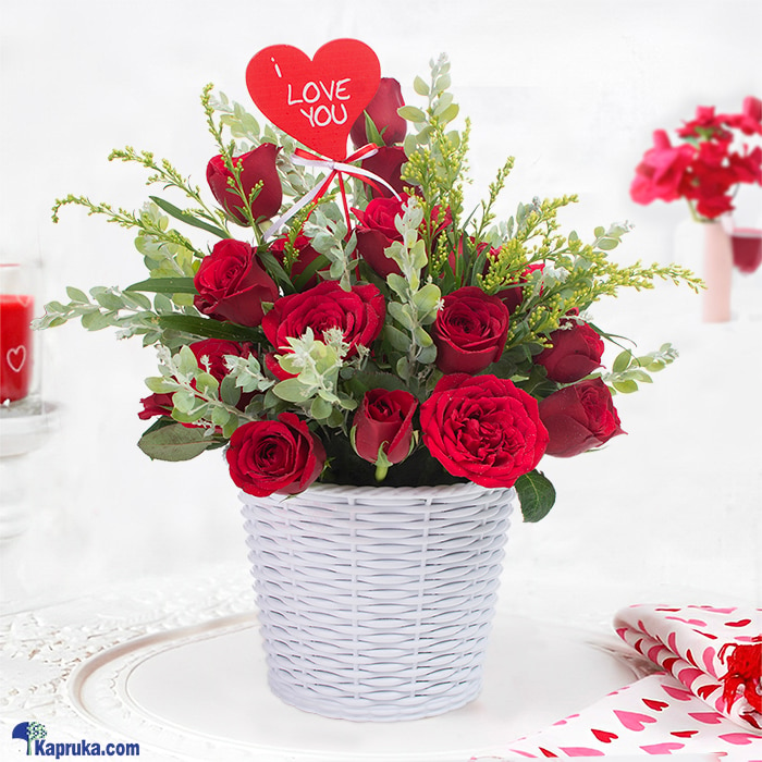 Majestic Love Arrangement Online at Kapruka | Product# flowers00T1579