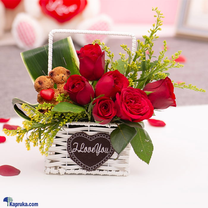 Gleaming Love Arrangement Online at Kapruka | Product# flowers00T1580