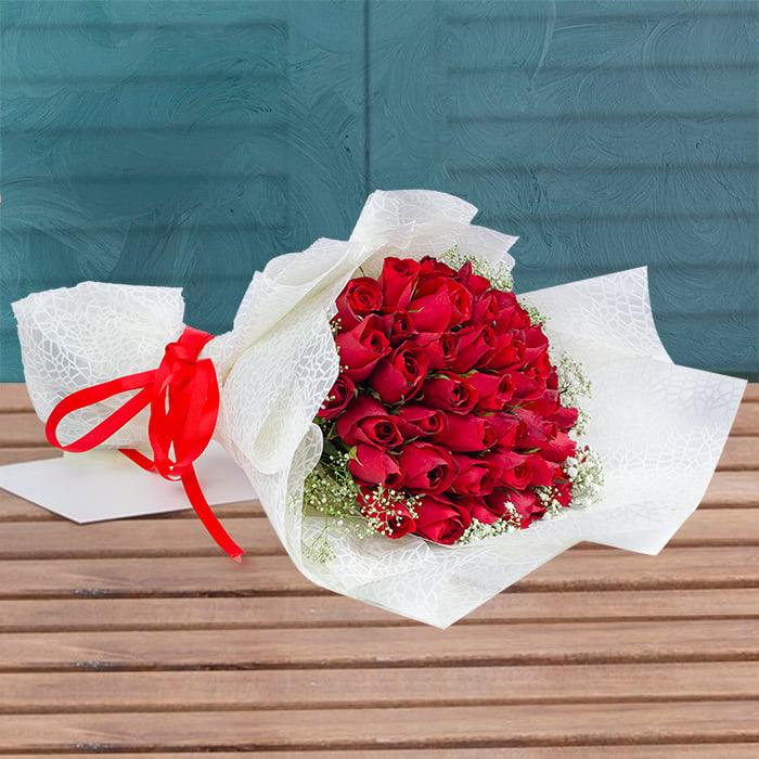Sealed With A Kiss 40 Red Rose Bouquet Online at Kapruka | Product# flowers00J09